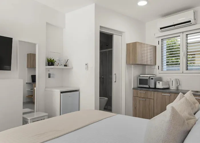 Phaedrus Living: Alkminis Seaside Verano Daire *